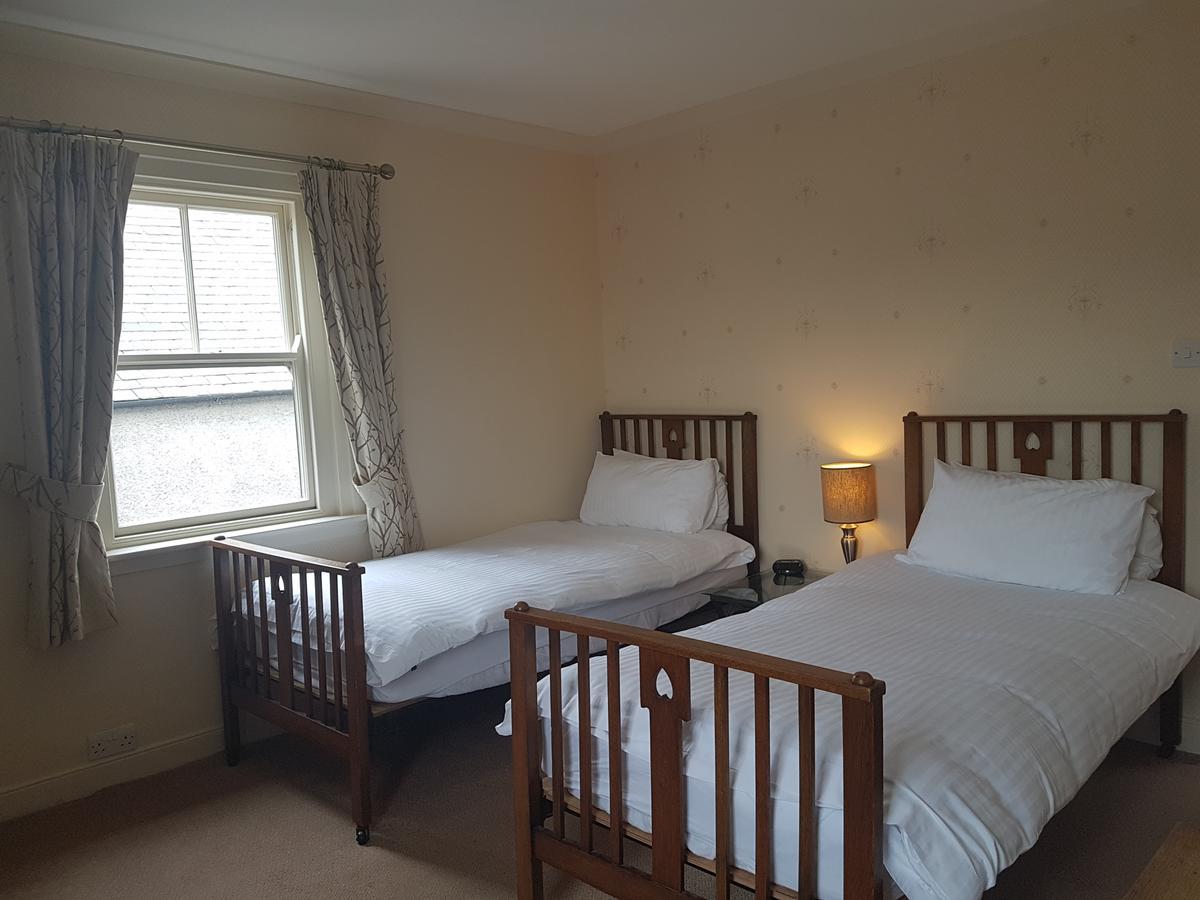 Plough Hotel Kirk Yetholm Экстерьер фото