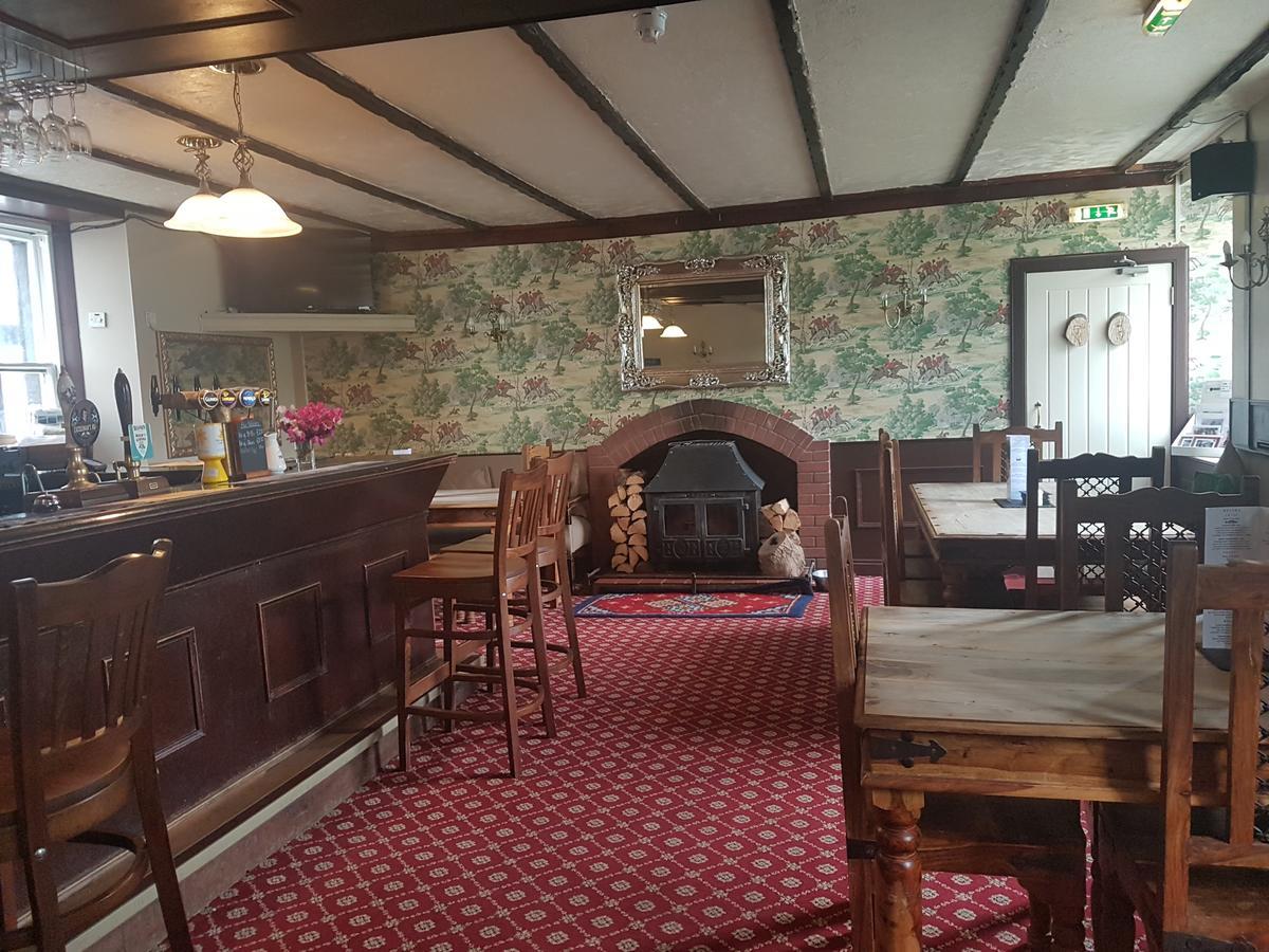 Plough Hotel Kirk Yetholm Экстерьер фото