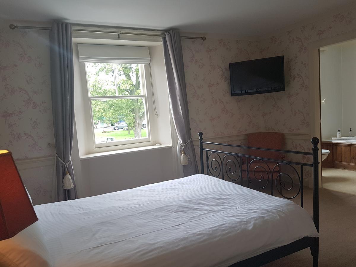 Plough Hotel Kirk Yetholm Экстерьер фото