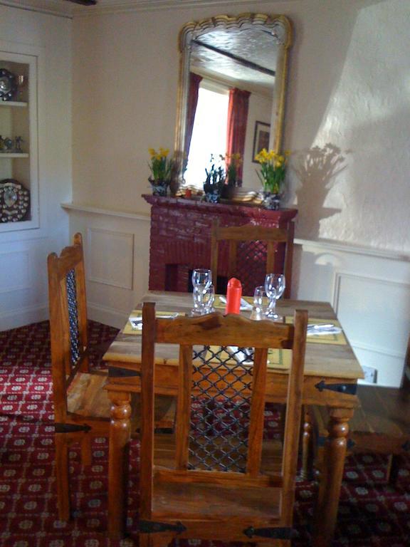 Plough Hotel Kirk Yetholm Экстерьер фото
